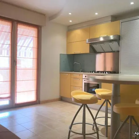Chic Retreat For Your Holidays In Apartment Grado