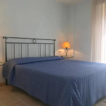 Chic Retreat For Your Holidays In Apartment *