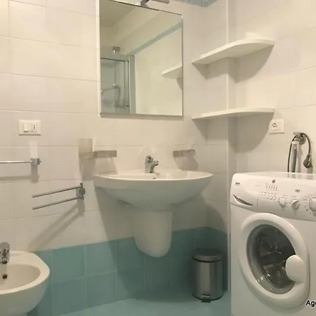 Chic Retreat For Your Holidays In شقة غرادو